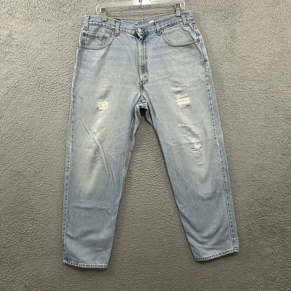 Vintage Levis Jeans Mens 36x30 Blue Denim 550 Relaxed Fit American Light Wash